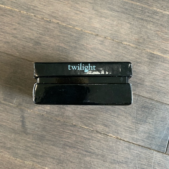 Twilight Lion (Size 10) & Lamb (Size 7) Couples Ring Set - Picture 3 of 10